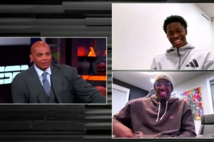 巴克利：埃奇库姆家里只有白墙 马克西拿大合同该给他买点装饰品