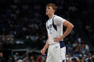 媒体人：最后一下被对手封盖 弗拉格的进攻选择还是稍显稚嫩