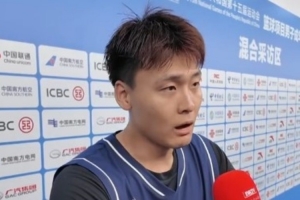 赵睿：自己目前的状态中等 伤病情况很平稳 要立足打出自己的篮球