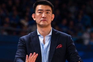 媒体人：周琦的发挥没什么问题 王博战术板上的变化太少了