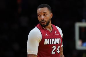 扎心了！维金斯夸鲍威尔今夏最佳引援 船记：这一点我可以证明