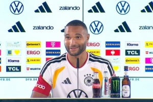 若纳坦塔：所有大门都向施洛特贝克开放 萨内因表现好入选国家队