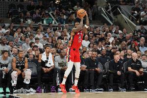 尽力了！萨迪克·贝16中8拿到25分6板5助