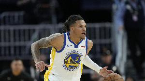 你是真滴香！56号秀理查德首发10分钟拿到10分 三分4中2