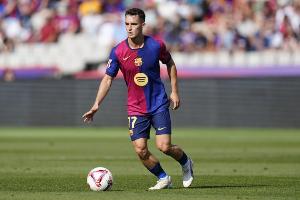 世体：卡萨多周五现身巴萨体育城，他正努力恢复争取出战毕巴