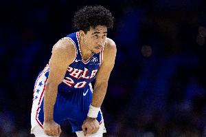 麦凯恩：上一场赛后确实很沮丧 但我11个月没打球&得对自己宽容点