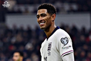 赖特：媒体恨透了无法破坏贝林的俱乐部生涯，他们需要制造争端