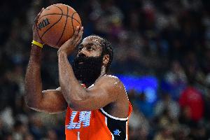 媒体人：东契奇&哈登的区别是前者硬仗不掉链子 乔詹也曾被人质疑